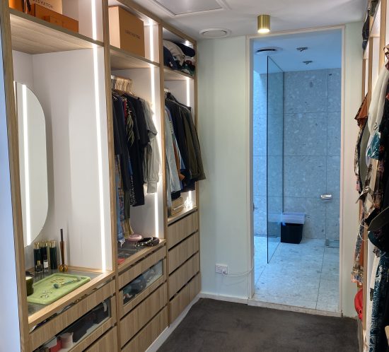 Walk-in Wardrobe